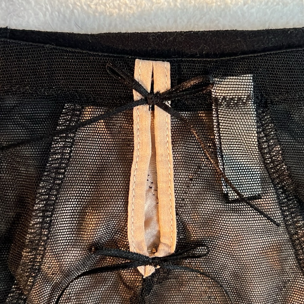 NWOT Valery luxury bra and panty set size small - Picture 4 of 7
